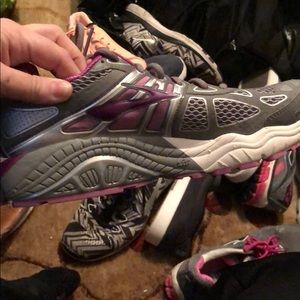 Women’s 10.5 sneakers